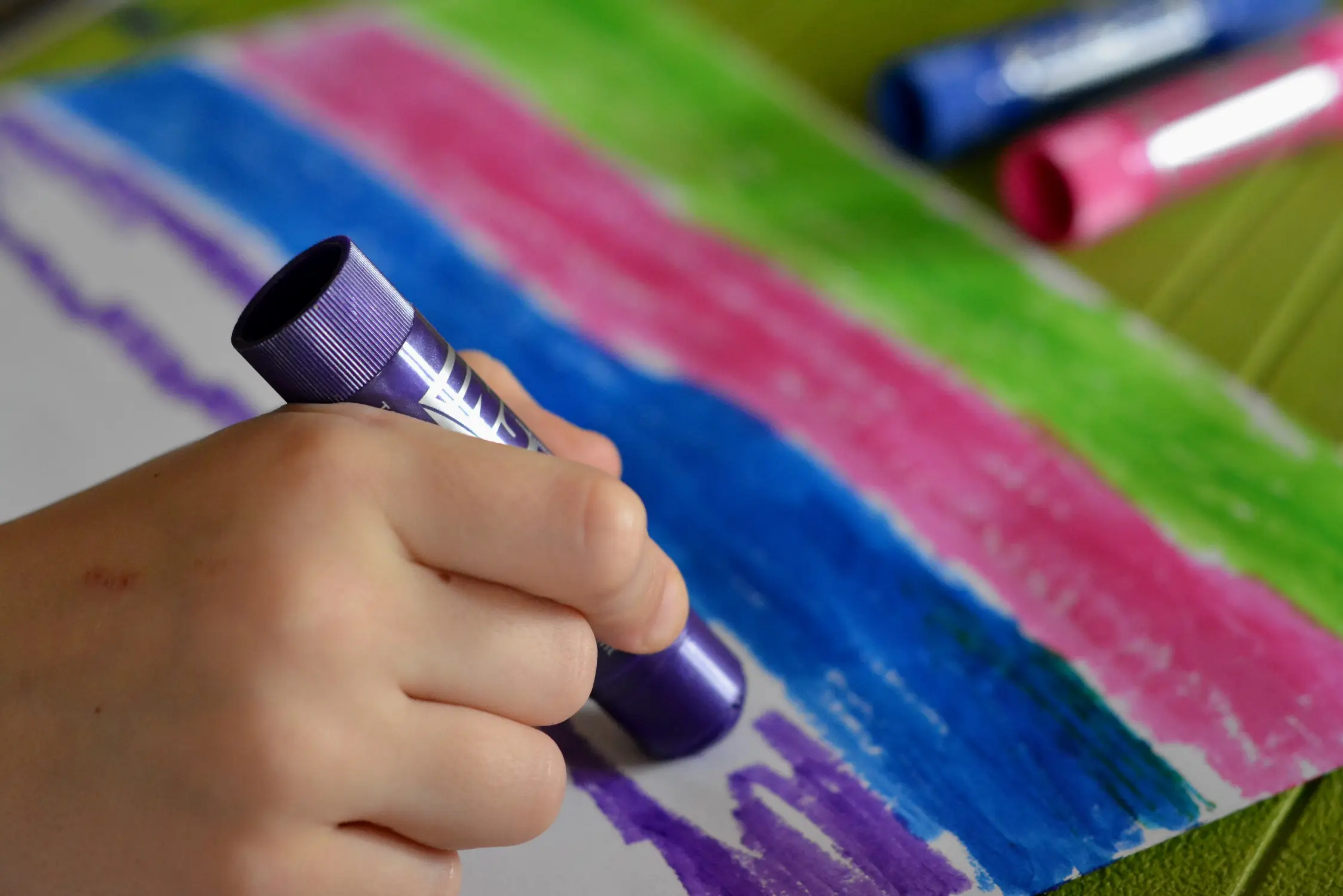 writing-hand-finger-color-child-paint-879747-pxhere.com